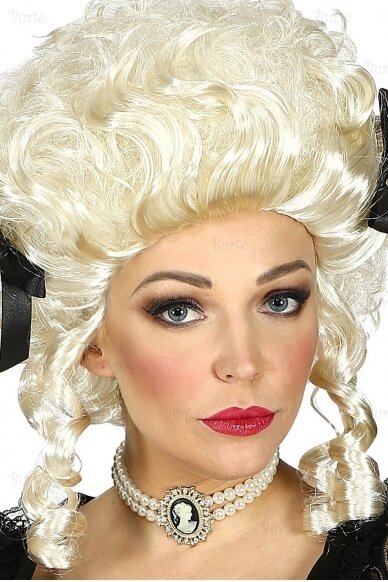 Ivory Colonial Wig 1