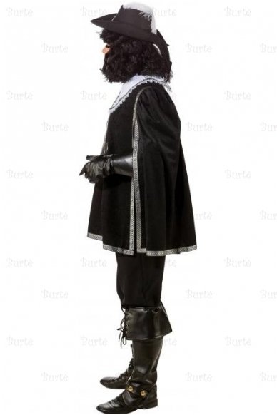 Musketeer Cape 2